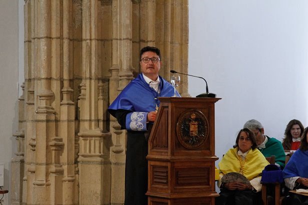 Antolino Gallego pronuncia la lección inaugural en la apertura del curso 2022/23 en la Universidad de Granada (LIFE WOOD FOR FUTURE) Antolino Gallego pronuncia la lección inaugural en la apertura del curso 2022/23 en la Universidad de Granada (LIFE WOOD FOR FUTURE)