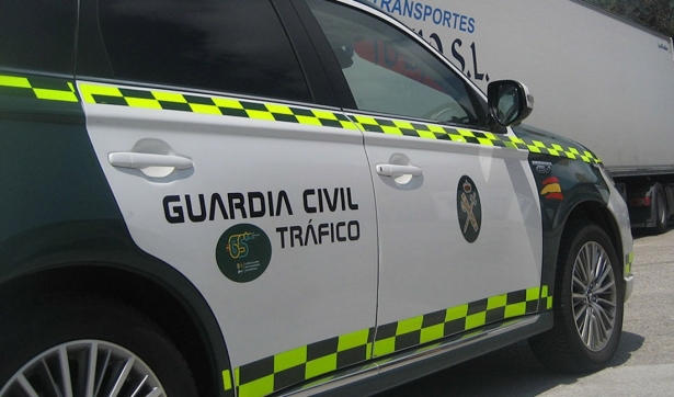 Vehículo de la Guardia Civil de Tráfico. (GUARDIA CIVIL)