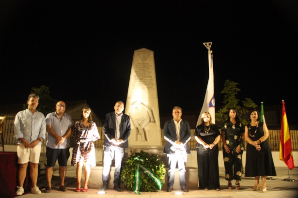 Imagen del homenaje (AYTO. PINOS PUENTE)