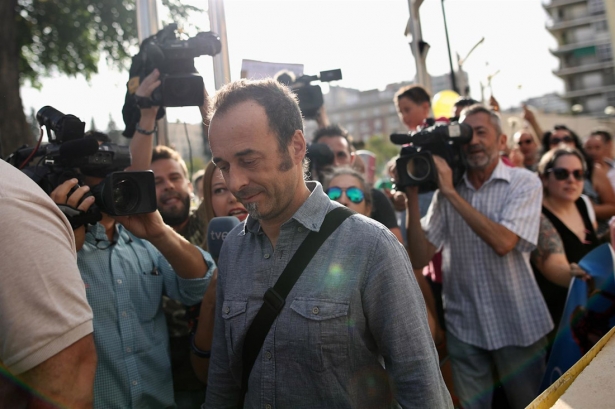 Francesco Arcuri, expareja de Juana Rivas, llega a los juzgados de Granada (EUROPA PRESS)