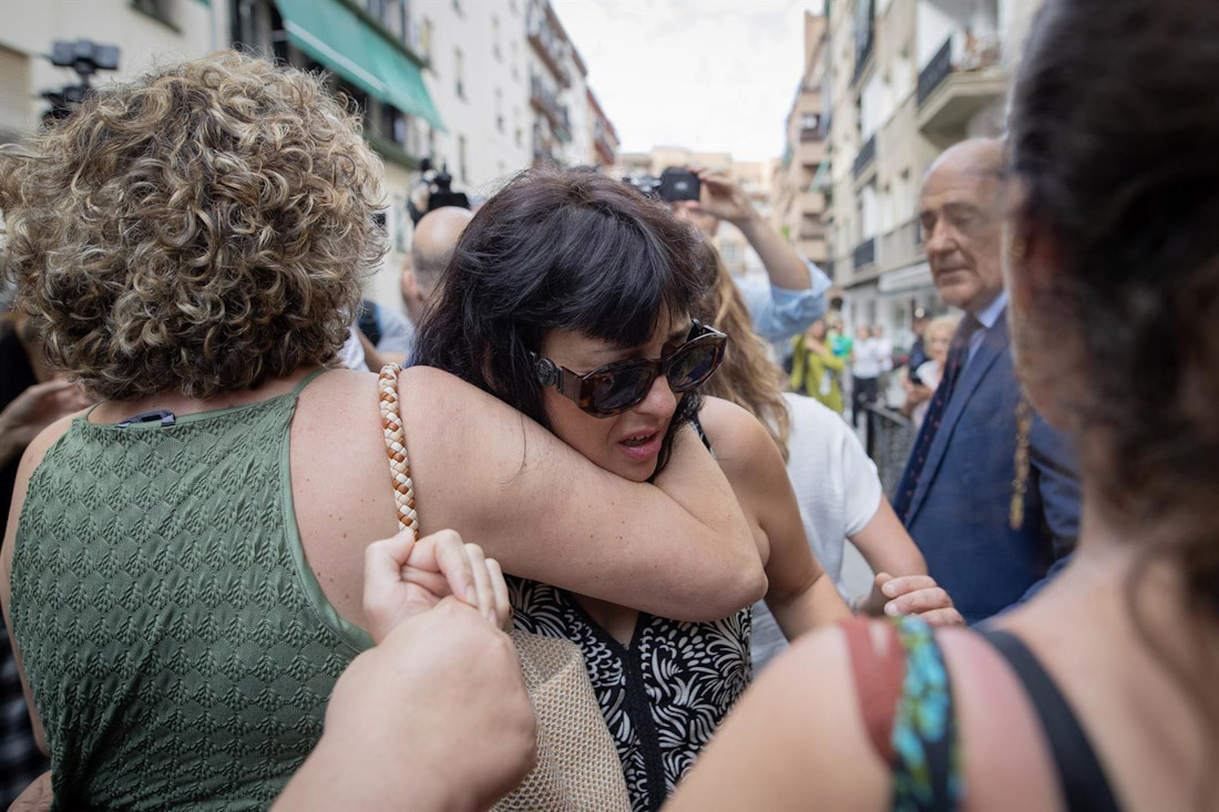 Llegada de Juana Rivas con su hijo menor al punto de encuentro familiar (ANTONIO L JUÁREZ - EUROPA PRESS) Llegada de Juana Rivas con su hijo menor al punto de encuentro familiar (ANTONIO L JUÁREZ - EUROPA PRESS)