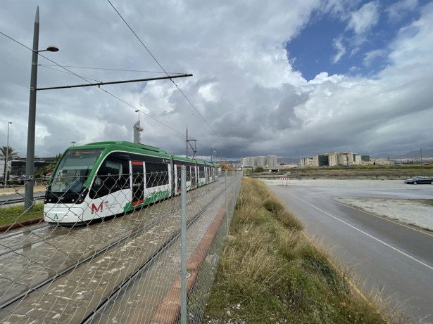 Metro de Granada a su paso por término de Armilla, en imagen de archivo (AYUNTAMIENTO)