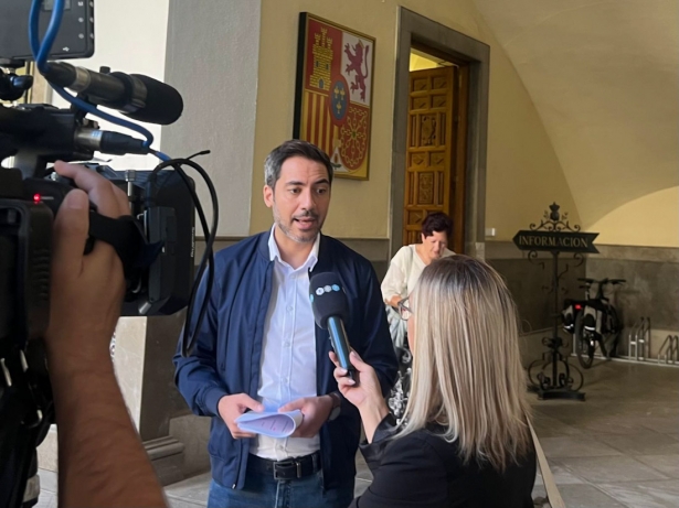 (PSOE)