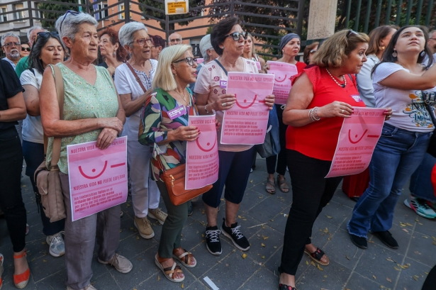 Concentración contra los fallos en los cribados del cáncer de mama (GPMEDIA)