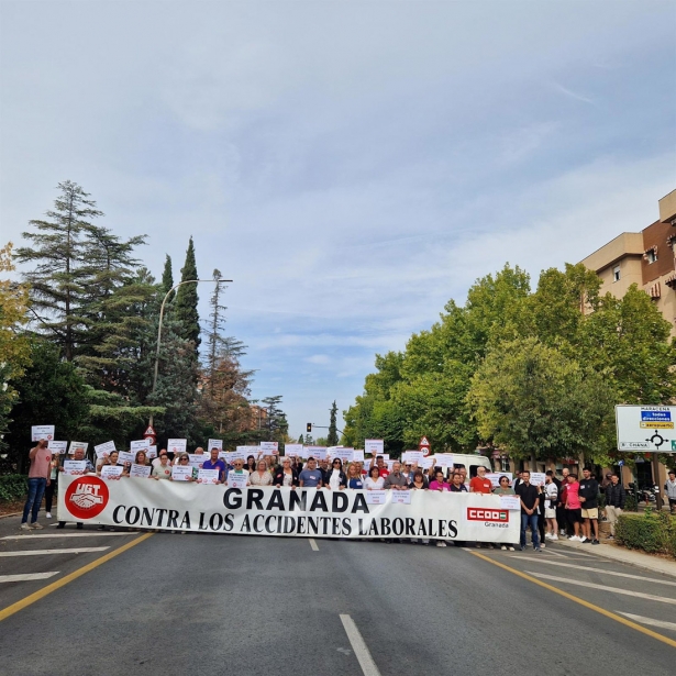 Concentración contra la última muerte laboral en Granada (CCOO)