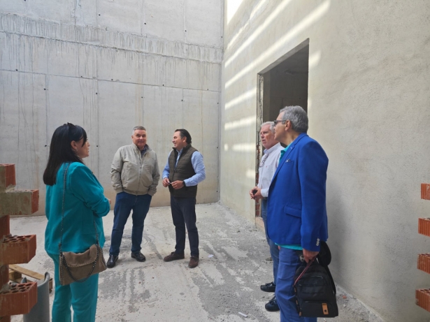Visita al nuevo consultorio (AYTO. CUEVAS DEL CAMPO) Visita al nuevo consultorio (AYTO. CUEVAS DEL CAMPO)