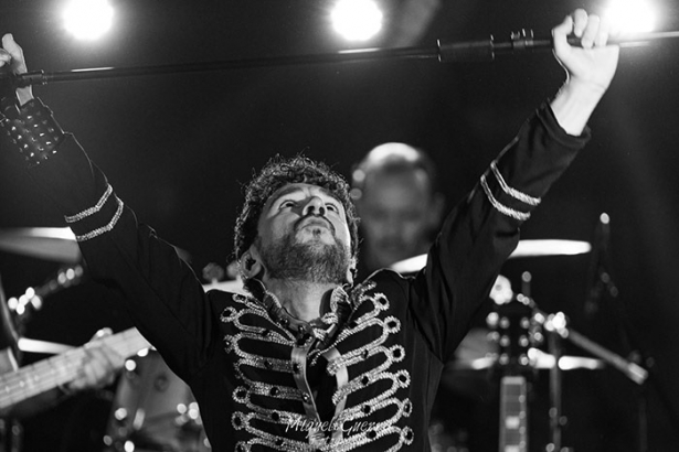 Tributo a Queen (BORDERLINE MUSIC) Tributo a Queen (BORDERLINE MUSIC)