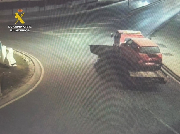 Imagen facilitada por la Guardia Civil de Granada sobre la actividad de la trama desarticulada en la operación Molkas (GUARDIA CIVIL)