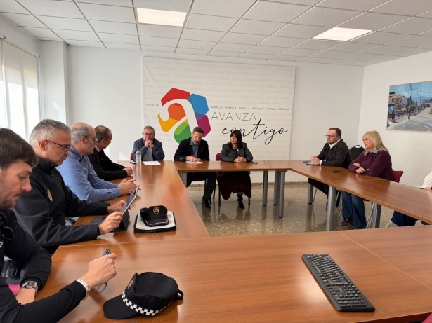 Imagen de la reunión (AYTO. ARMILLA)