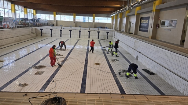 Reforma de la piscina (AYTO. HUÉTOR VEGA) Reforma de la piscina (AYTO. HUÉTOR VEGA)