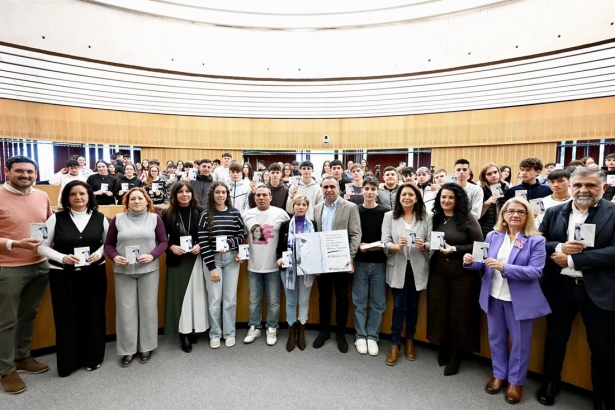 Entrega de los premios del Concurso de Micro-relatos contra la Violencia de Género Mónica Carrión. (DIPUTACIÓN DE GRANADA)