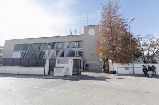 Vista general de la comisaría de la Policía Local de Granada, en imagen de archivo (ÁLEX CÁMARA - EUROPA PRESS) Vista general de la comisaría de la Policía Local de Granada, en imagen de archivo (ÁLEX CÁMARA - EUROPA PRESS)