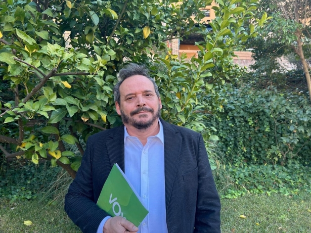 El portavoz del grupo municipal de Vox en el Ayuntamiento de Cenes de la Vega, Juan Francisco Pérez Tovar (VOX)