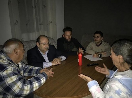 Sebastian Pérez junto con el presidente de la Asociación de vecinos que ha sido detenido (PSOE)