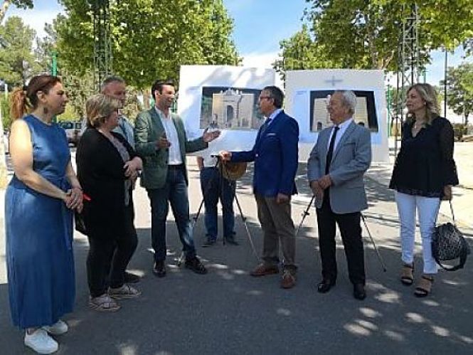 Francisco Cuenca ha visitado el ferial de Almanjayar (AYTO. GRANADA)
