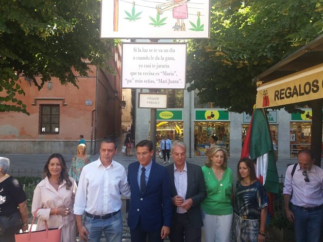 Luis Salvador ha inaugurado las carocas del Corpus (EUROPA PRESS) 