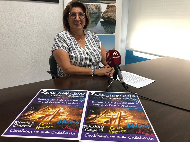Concepción Abarca, presidenta de la ELA de Carchuna y Calahonda ha presentado als actividades para San Juan (AYTO. MOTRIL)