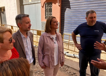 Luisa García Chamorro durante la visita a unas obras (AYTO. MOTRIL) 