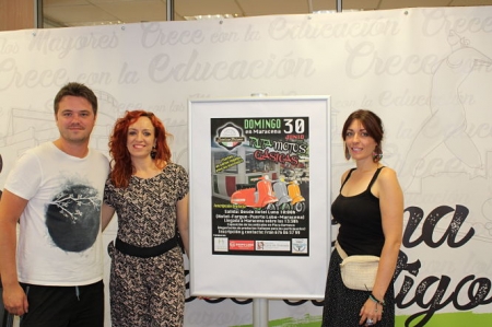 Presentación de la concentración de Vespas y motos clásicas (AYTO. MARACENA)