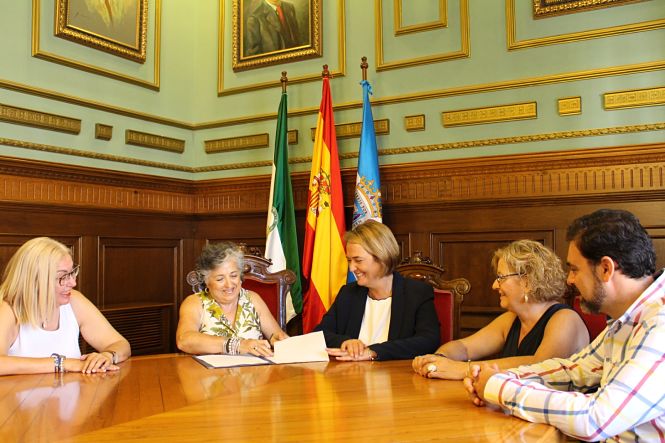 Firma del convenio en el Ayuntamiento de Motril (AYTO. MOTRIL)