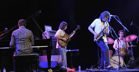 Momento de la actuación de Antonio Lizana (JAZZ EN LA COSTA)