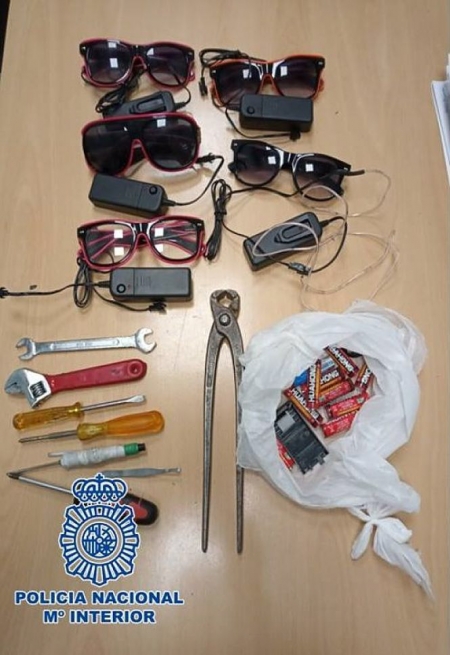 Artilugios incautados a los detenidos (POLICÍA NACIONAL)