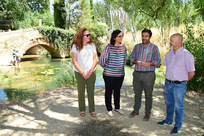 La Delegada de agricultura ha visitado el coto de pesca de Riofrio (JUNTA)