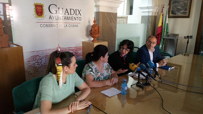 Presentación del espectáculo `Real de la Alhambra` (AYTO. GUADIX)