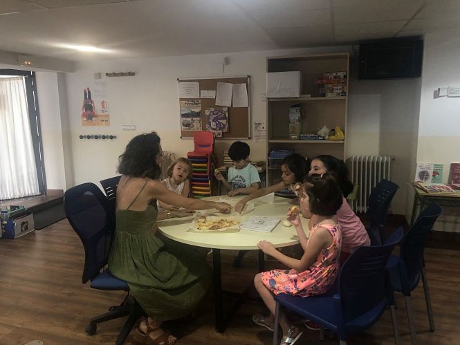 Uno de las actividades del taller celebrado en Monachil (AYTO. MONACHIL)