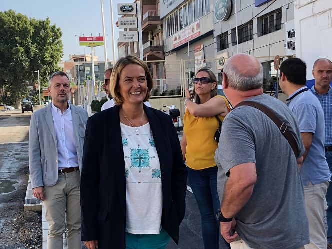 Luisa García Chamorro ha visitado las obras del Polígono `El Vadillo` (AYTO. MOTRIL)
