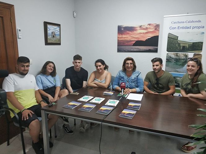 Presentación de las actividades de las fiestas patronales de Carchuna (AYTO. MOTRIL)