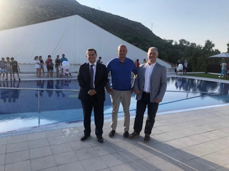 José Entrena ha inaugurado la reapertura de la Piscina de Colomera (DIPGRA) 