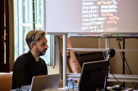 Retransmisión radiofónica de la tesis (UGR)