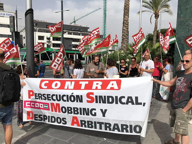 Concentración de CCOO en el Burger King de C.C. Nevada (CCOO) 