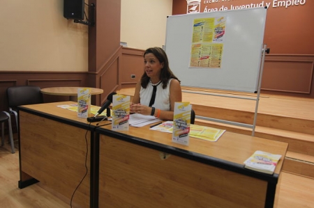 Presentación de las actividades para los jóvenes sexitanos (AYTO. ALMUÑÉCAR)