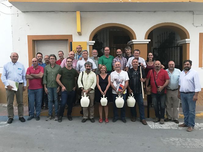 Foto de grupo la término de la jornada (AGAPRO)