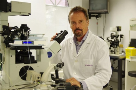 El investigador Jan Tesarik (CLÍNICA MARGEN)