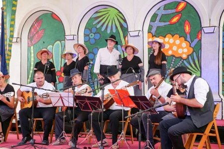 Una de las actuaciones del Festival de música tradicional de Pórtugos (AYTO. PORTUGOS) Una de las actuaciones del Festival de música tradicional de Pórtugos (AYTO. PORTUGOS)