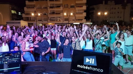 La Herradura cerrará el verano con una Fiesta Guateque (AYTO. ALMUÑÉCAR) La Herradura cerrará el verano con una Fiesta Guateque (AYTO. ALMUÑÉCAR)