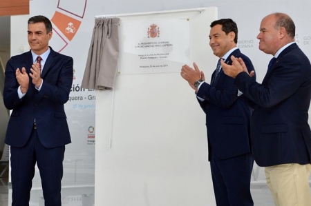 Pedro Sánchez y Juanma Moreno en la inauguración del Ave (EUROPA PRESS / ARCHIVO)