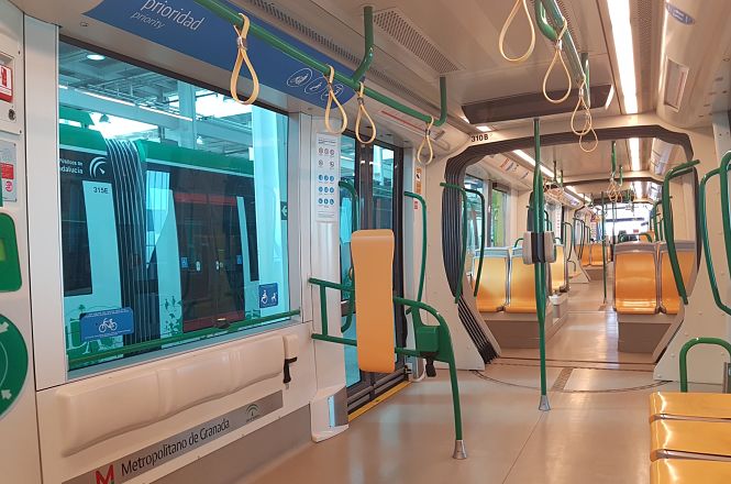 Nuevos asideros en Metro Granada (JUNTA)
