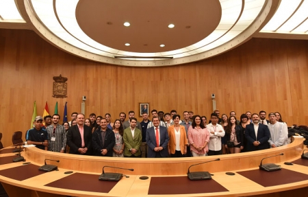 Foto de Familia de la actividad `Granada, provincia joven` R. MARTÍNEZ/DIPGRA) 