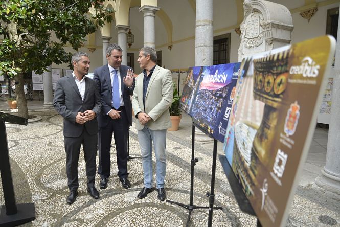 Presentación del credibús (JAVIER ALGARRA) 