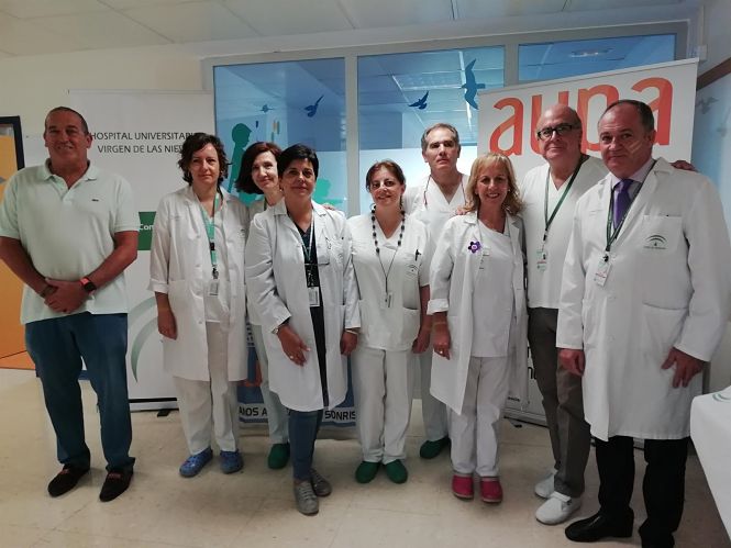 Miembros de oncología infantil del Hospital Virgen de las Nieves (JUNTA)