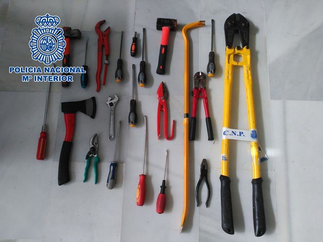Herramientas recuperadas por la Policia Nacional (POLICIA NACIONAL)