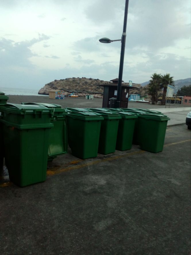 Nuevos contenedores en Salobreña (AYTO. SALOBREÑA)