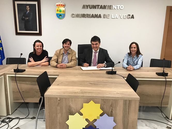 Carlos Rojas durante su visita a Churriana (PP)