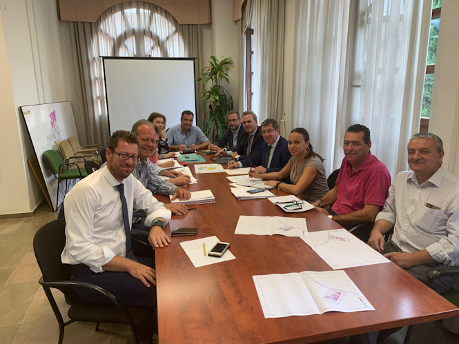Reunión del Avra con el Ayuntamiento de Granada (JUNTA)