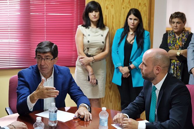 Juan Marín ha visitado Ogijares (CS)