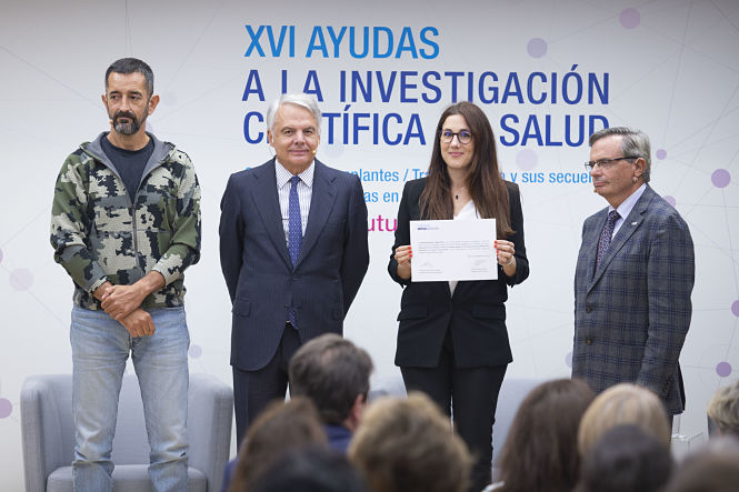Entrega de la ayuda de la Fundación Mutua Madrileña (UGR)
